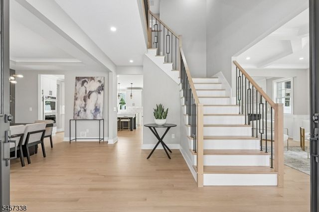 616 S Chestnut St, Westfield Town, NJ 07090