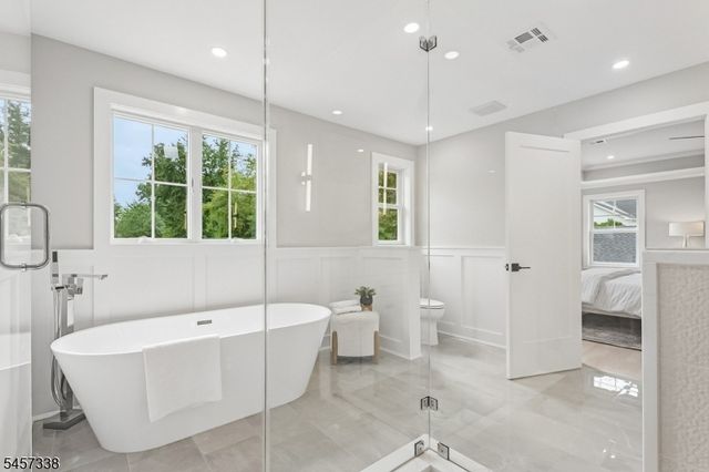 616 S Chestnut St, Westfield Town, NJ 07090