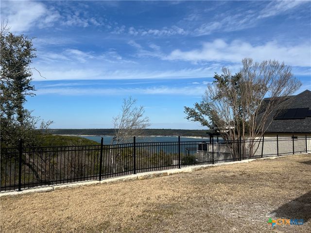 5899 Denmans Loop, Belton, TX 76513