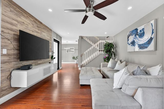 2692 NW 99th Avenue 2692, Coral Springs, FL 33065