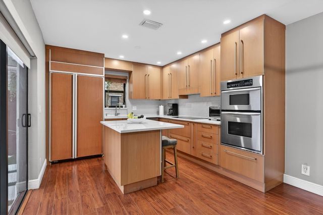 2692 NW 99th Avenue 2692, Coral Springs, FL 33065