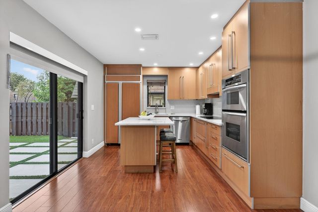 2692 NW 99th Avenue 2692, Coral Springs, FL 33065