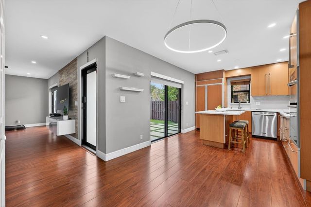 2692 NW 99th Avenue 2692, Coral Springs, FL 33065