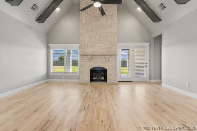 6705 S Fir Avenue, Broken Arrow, OK 74011