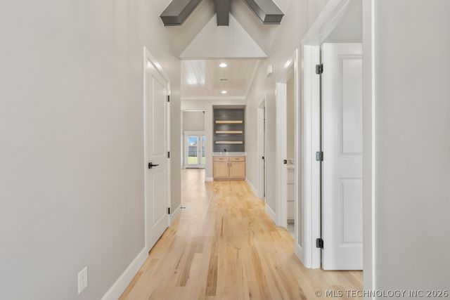 6705 S Fir Avenue, Broken Arrow, OK 74011