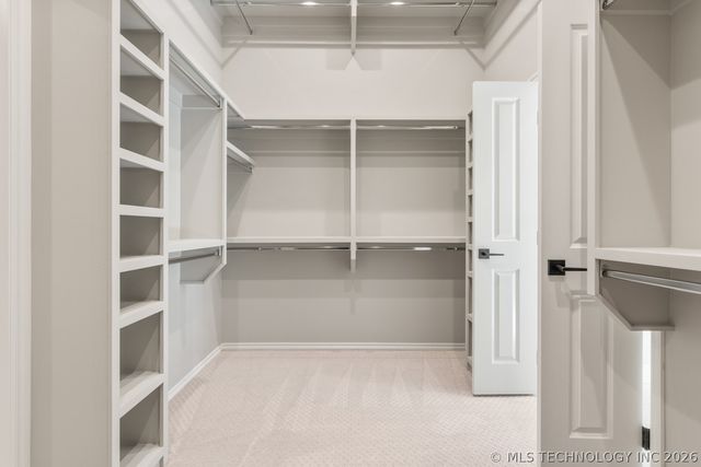 6705 S Fir Avenue, Broken Arrow, OK 74011