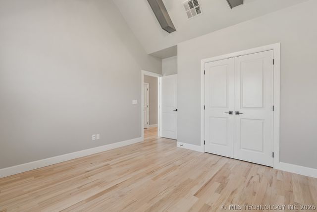 6705 S Fir Avenue, Broken Arrow, OK 74011