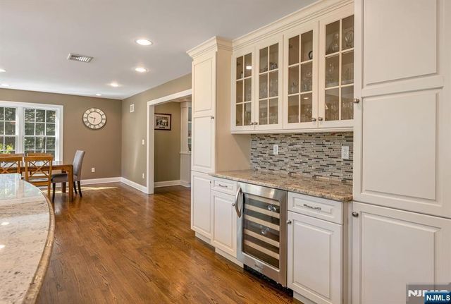 525 Pines Lake Drive, Wayne, NJ 07470