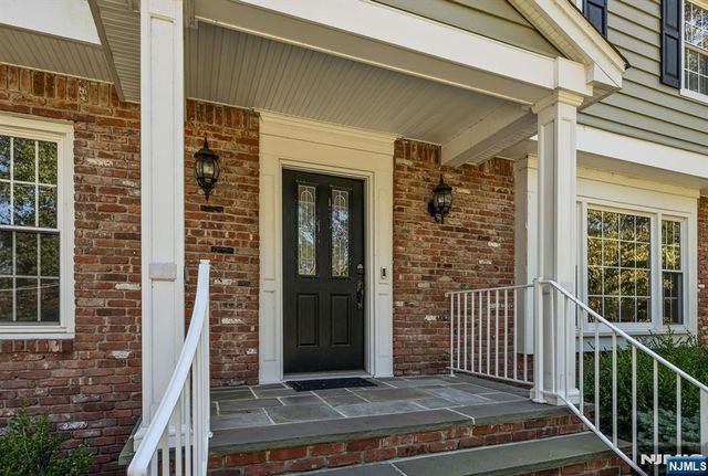 525 Pines Lake Drive, Wayne, NJ 07470