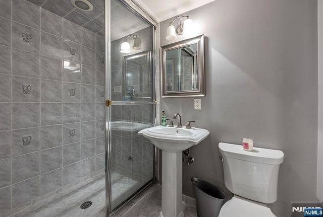 525 Pines Lake Drive, Wayne, NJ 07470