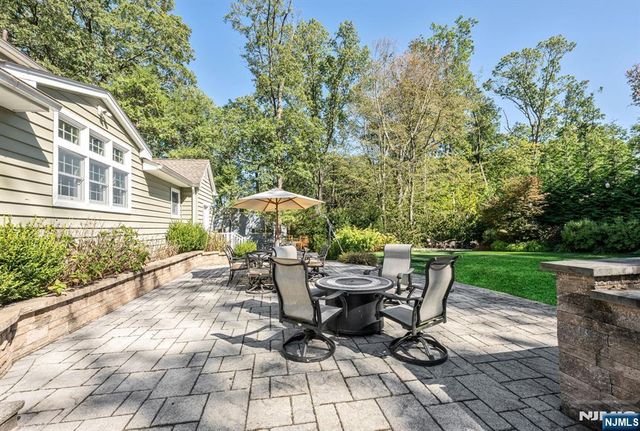 525 Pines Lake Drive, Wayne, NJ 07470