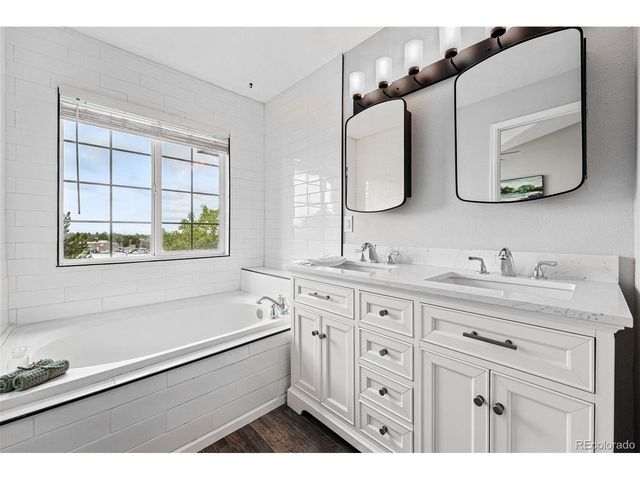 5555 E Briarwood Ave 2604, Centennial, CO 80122