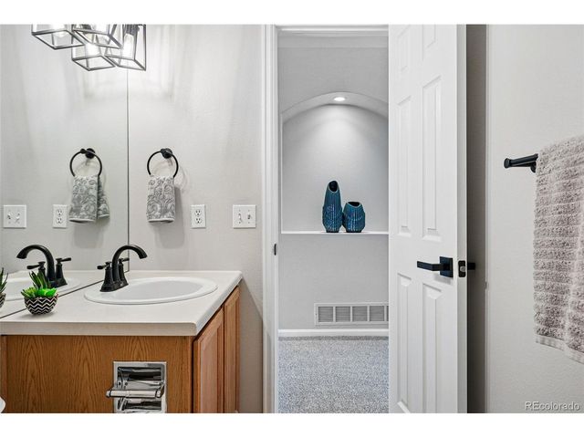 5555 E Briarwood Ave 2604, Centennial, CO 80122