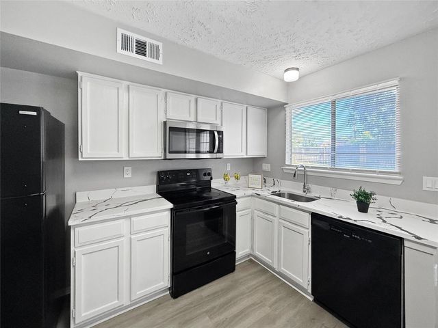 19411 Lazy Valley Drive, Katy, TX 77449