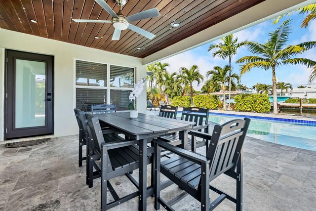 2277 SE 15th St, Pompano Beach, FL 33062