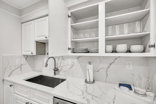 2277 SE 15th St, Pompano Beach, FL 33062