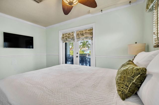 2277 SE 15th St, Pompano Beach, FL 33062