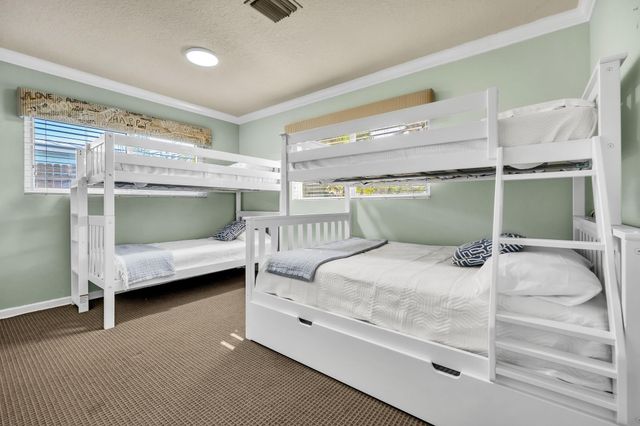 2277 SE 15th St, Pompano Beach, FL 33062