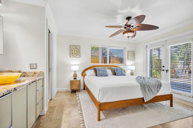 2277 SE 15th St, Pompano Beach, FL 33062