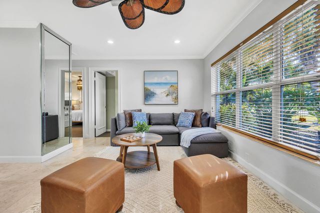 2277 SE 15th St, Pompano Beach, FL 33062