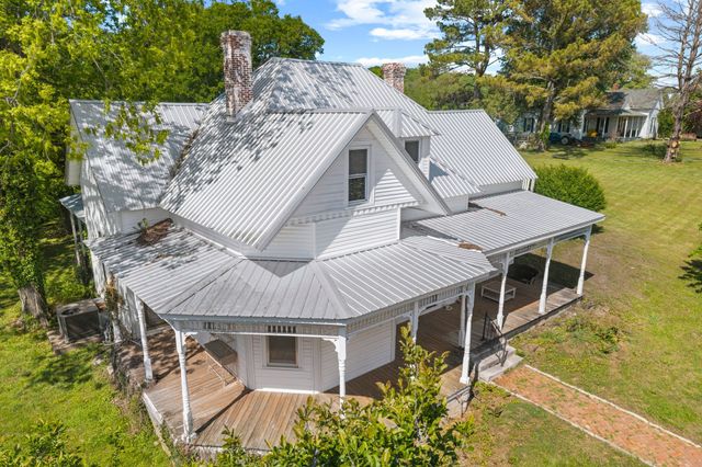 1851 Main St, Lynnville, TN 38472