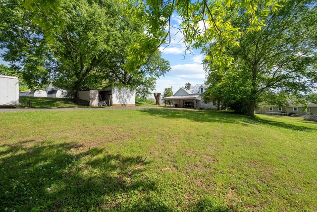 1851 Main St, Lynnville, TN 38472