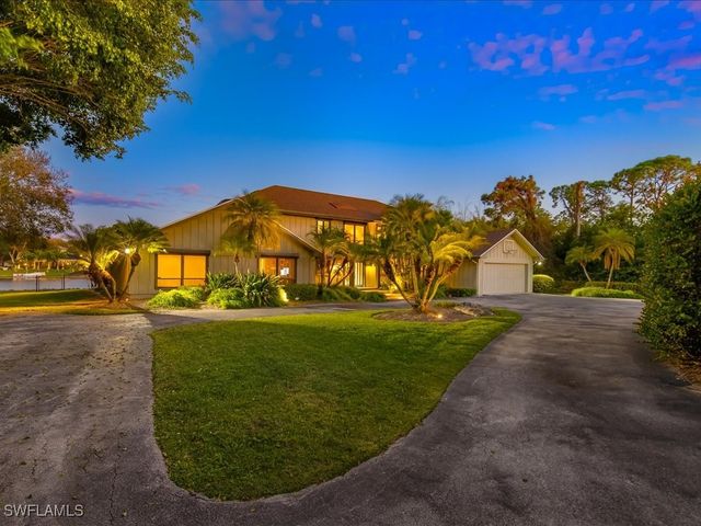154 Cajeput DR, Naples, FL 34108