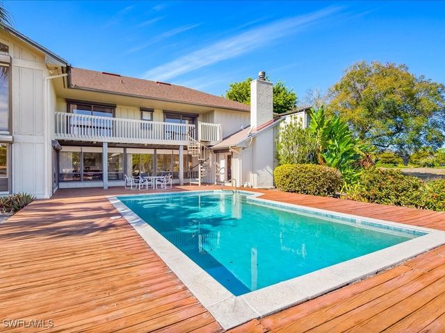 154 Cajeput DR, Naples, FL 34108