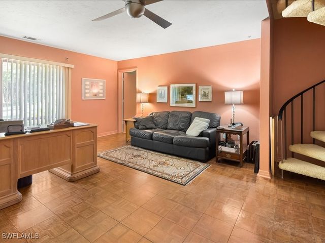 154 Cajeput DR, Naples, FL 34108
