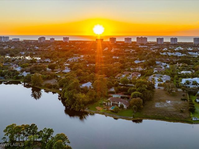 154 Cajeput DR, Naples, FL 34108