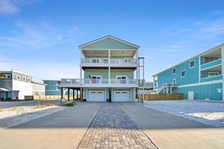 7555 WHITE SANDS Boulevard, Navarre, FL 32566