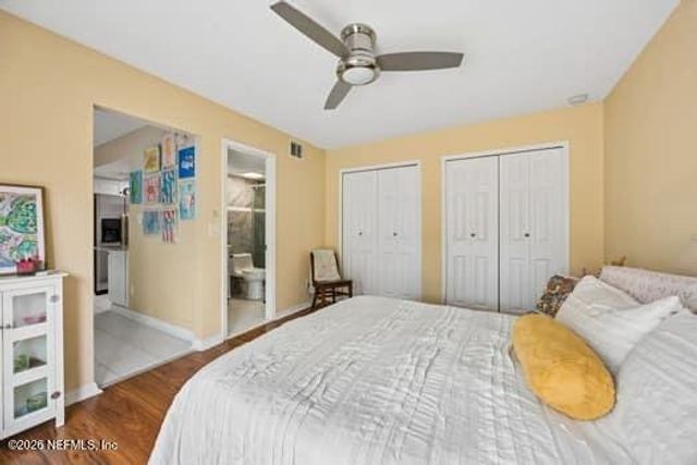 2201 E CHALLENGER Court E 2201, Jacksonville, FL 32233