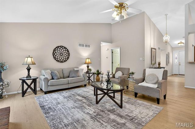1317 Pine Bluff Drive, St Charles, MO 63304