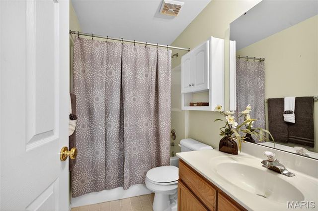 1317 Pine Bluff Drive, St Charles, MO 63304