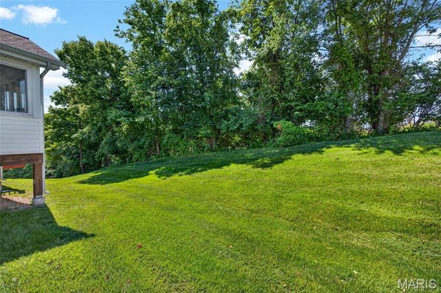 1317 Pine Bluff Drive, St Charles, MO 63304