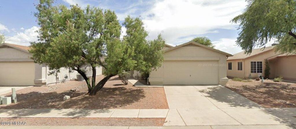 8986 E Weyburn Drive, Tucson, AZ 85730