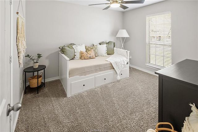 2524 Willow Bend Drive, Bryan, TX 77802