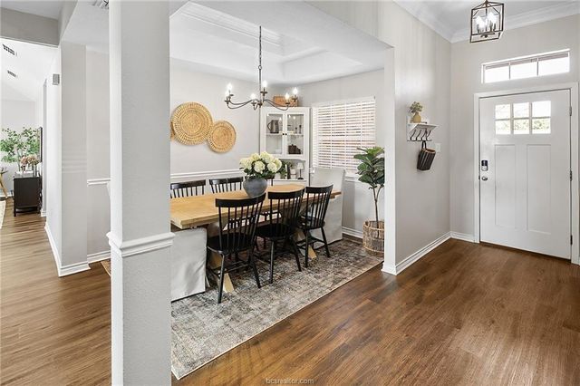 2524 Willow Bend Drive, Bryan, TX 77802