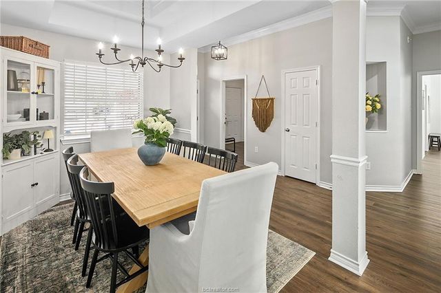 2524 Willow Bend Drive, Bryan, TX 77802