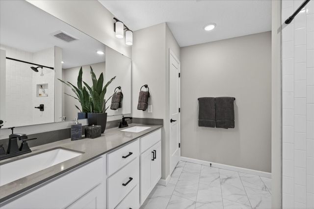 19946 Hunters Ridge, Corcoran, MN 55374