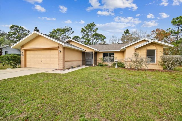 11 CARNATION COURT E, Homosassa, FL 34446