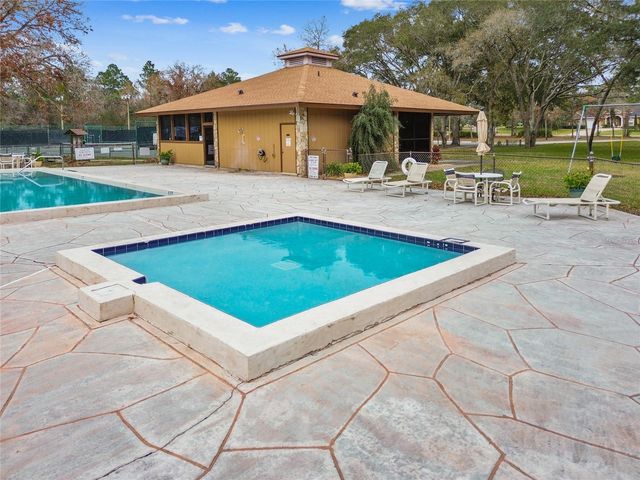 11 CARNATION COURT E, Homosassa, FL 34446
