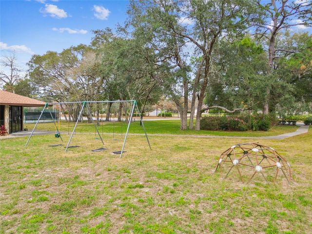 11 CARNATION COURT E, Homosassa, FL 34446