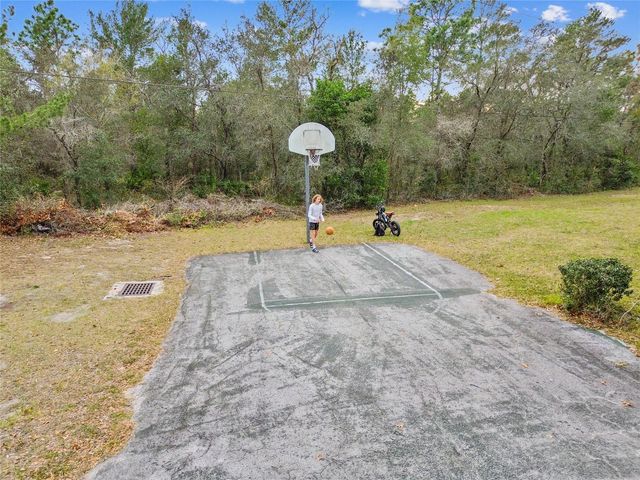 11 CARNATION COURT E, Homosassa, FL 34446