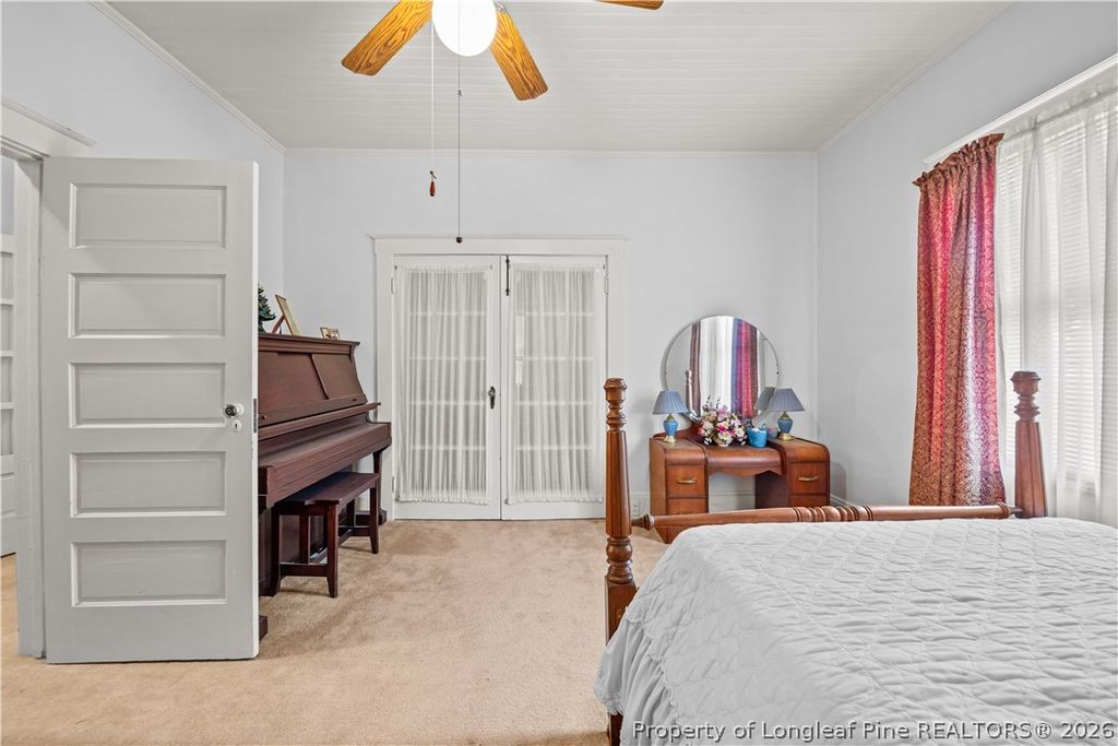 203 E Clinton Street, Roseboro, NC 28382 — photo 15