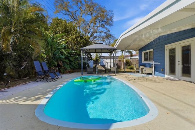 1904 31ST STREET W, Bradenton, FL 34205