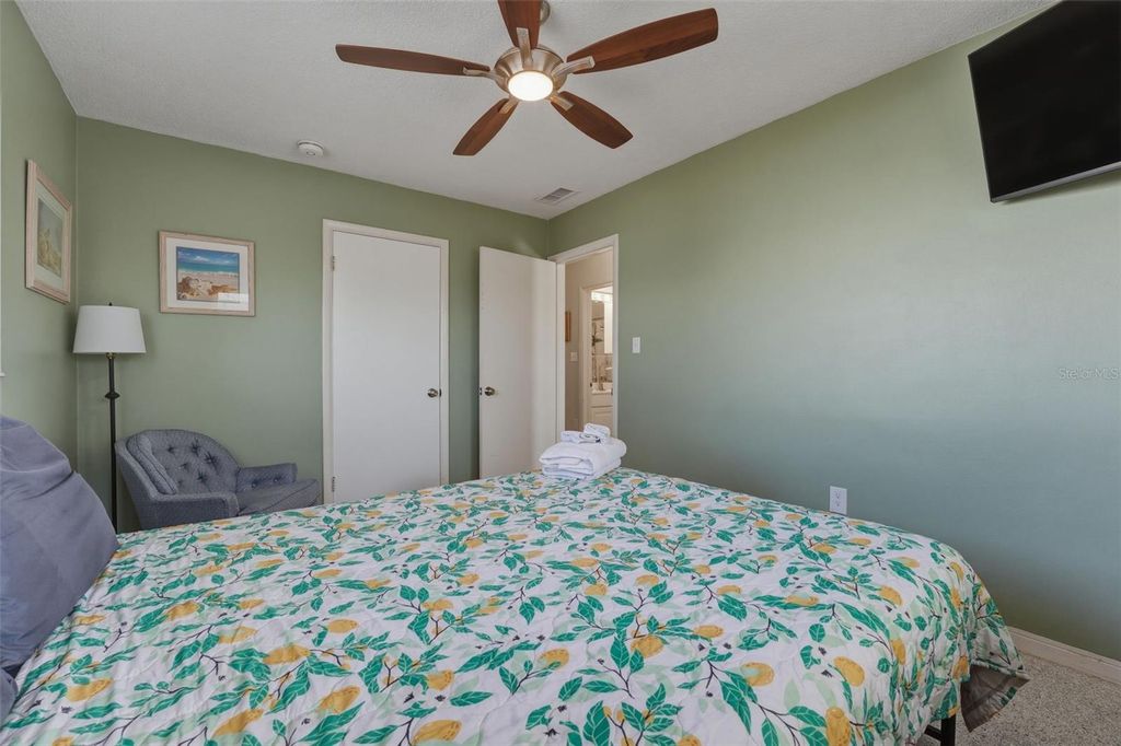 Image 20 of property listing at 1904 31ST STREET W, Bradenton, FL 34205