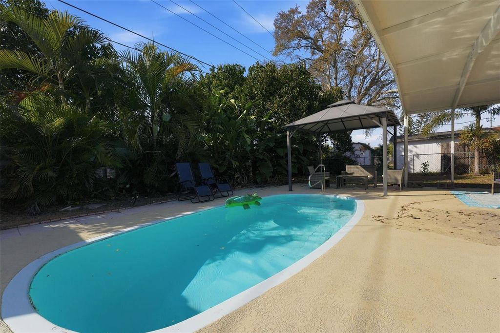 Image 24 of property listing at 1904 31ST STREET W, Bradenton, FL 34205