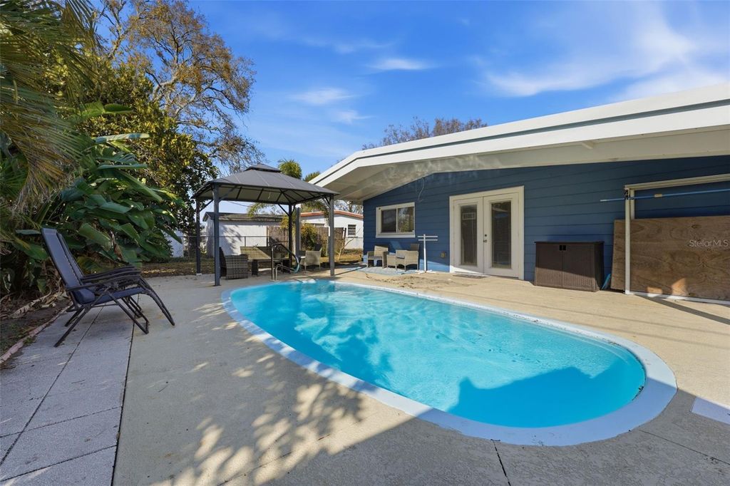 Image 26 of property listing at 1904 31ST STREET W, Bradenton, FL 34205