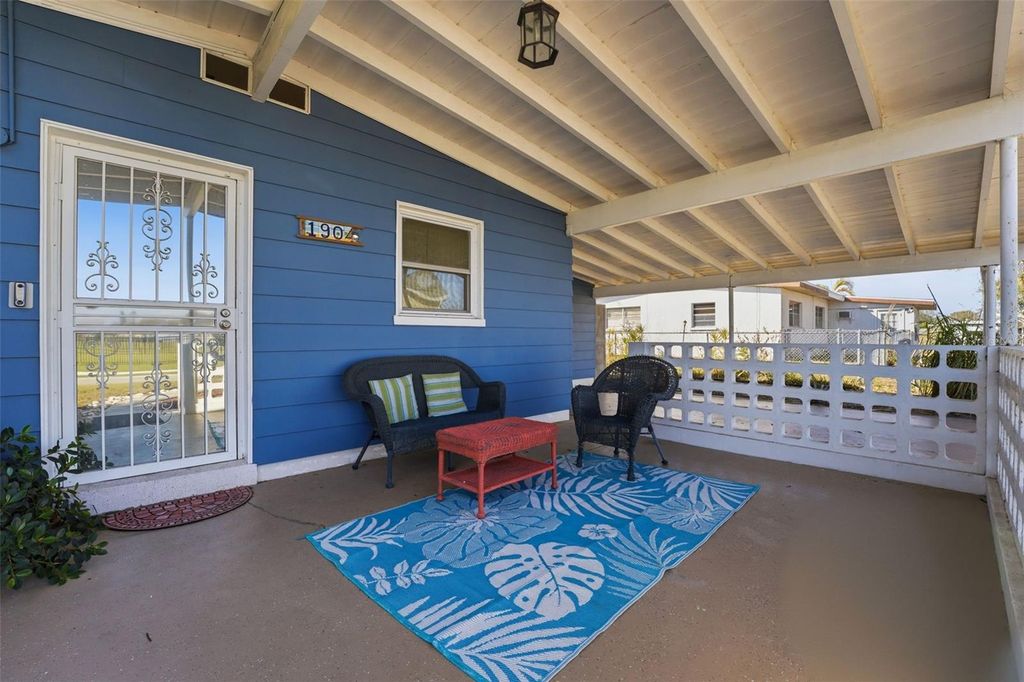 Image 5 of property listing at 1904 31ST STREET W, Bradenton, FL 34205